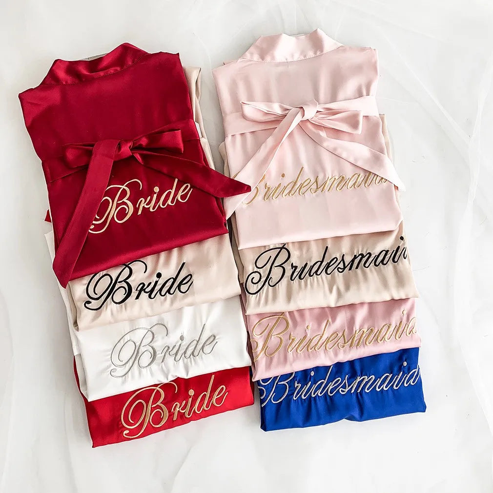 Bridal Party Satin Kimono Robe – Embroidered “Bride” & “Bridesmaid” Wedding Sleepwear