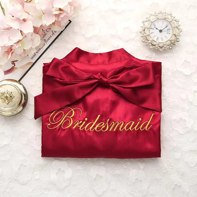 Bridal Party Satin Kimono Robe – Embroidered “Bride” & “Bridesmaid” Wedding Sleepwear