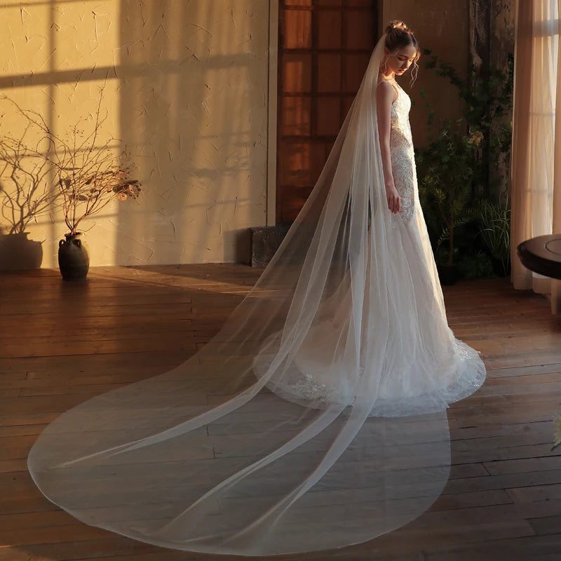 Romantic Single-Layer Bridal Veil with Comb – Long Train White Wedding Tulle Headpiece