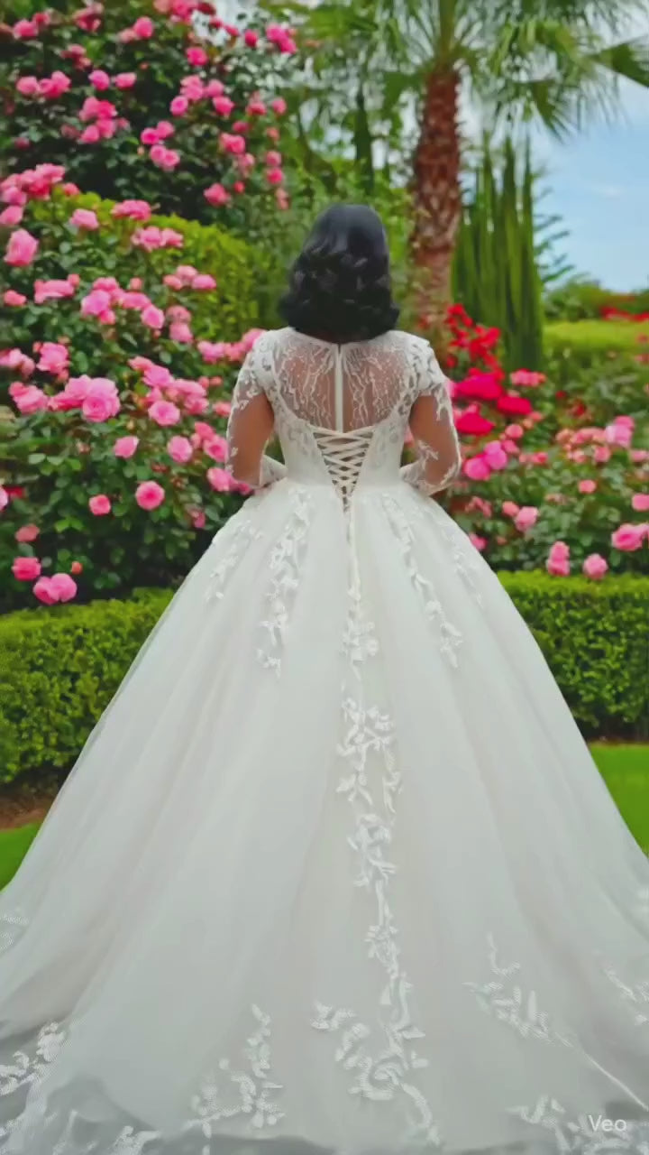 Elegant Plus Size long sleeves Wedding Gown