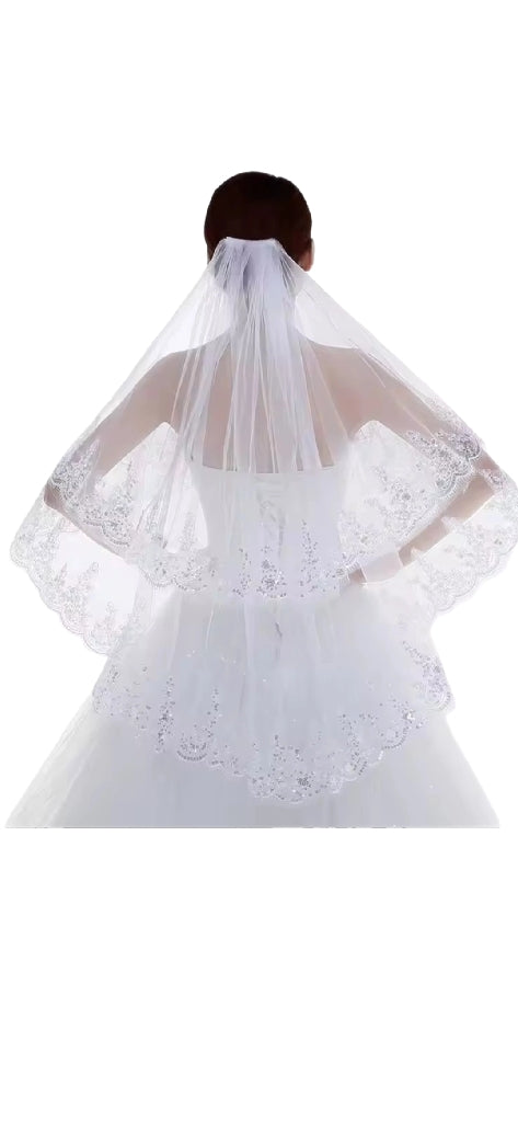 2-Tier Short Lace Wedding Veil with Sequin Appliqué