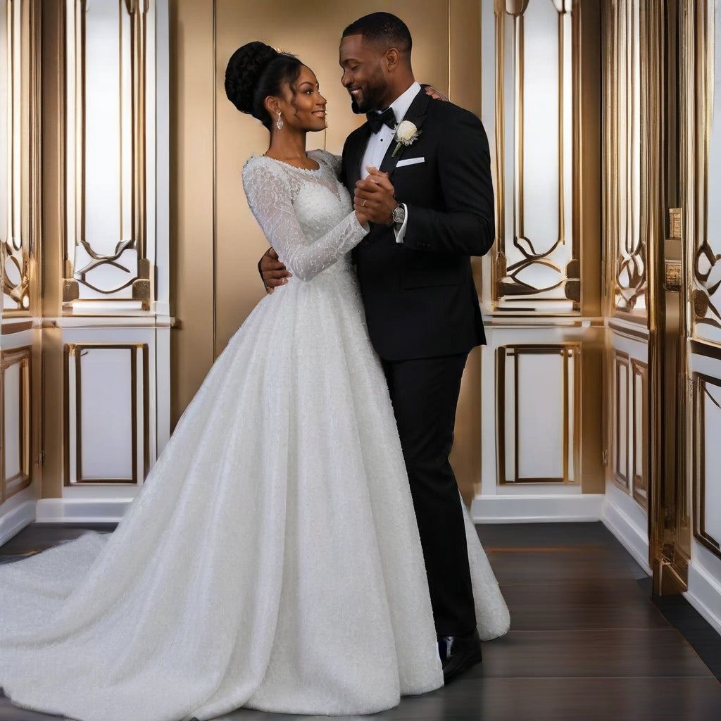 Luxury Pearl Beaded White Sheath Ball Gown Vintage Royal Wedding Dress