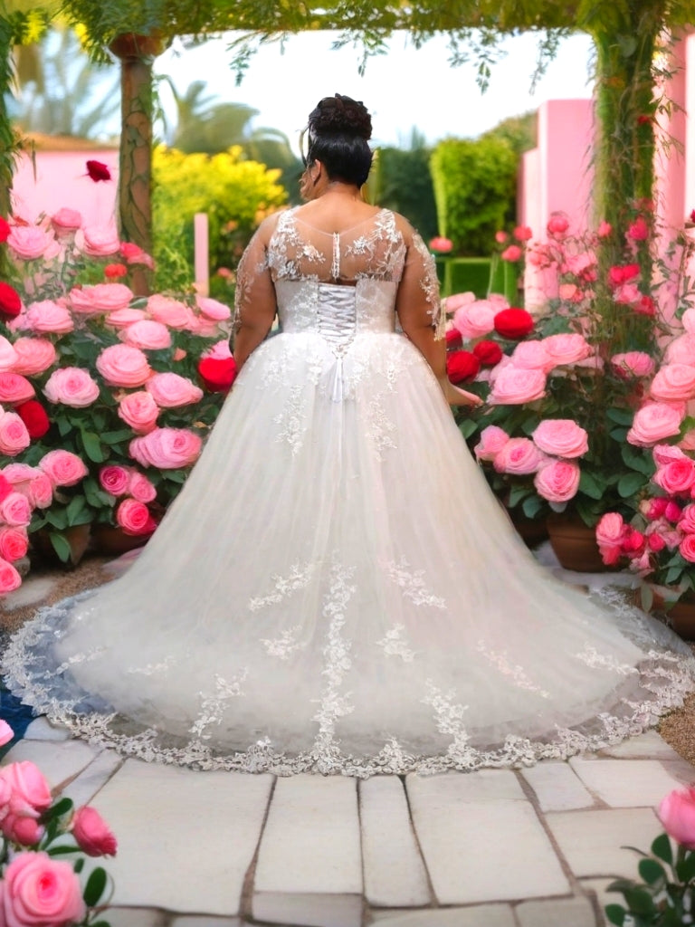 Elegant Plus Size long sleeves Wedding Gown